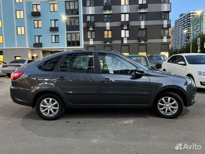LADA Granta 1.6 МТ, 2021, 49 800 км