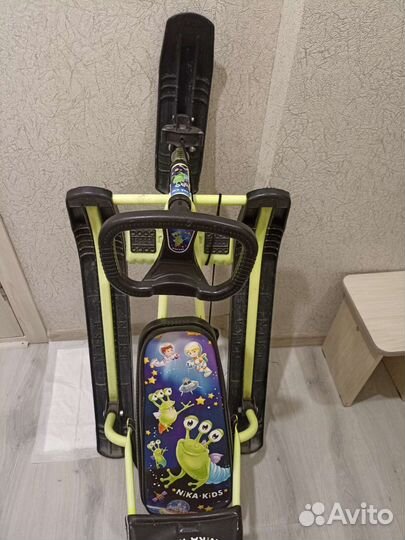 Детский снегокат со спинкой