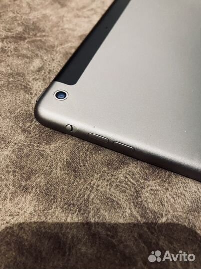 iPad Air 16 gb wi-fi + cellular 2016