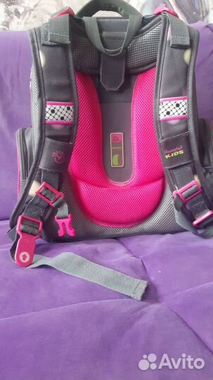 Школьный рюкзак