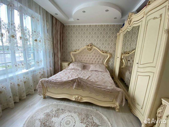 Продам спальный гарнитур