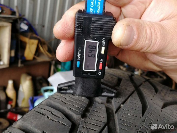 Nokian Tyres Hakkapeliitta R2 SUV 225/65 R17 106R