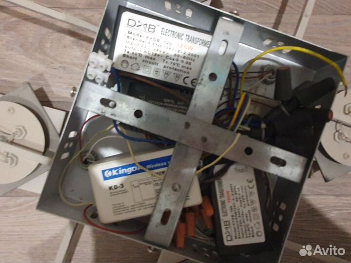 Светильник потолочный + 2 настенных бра