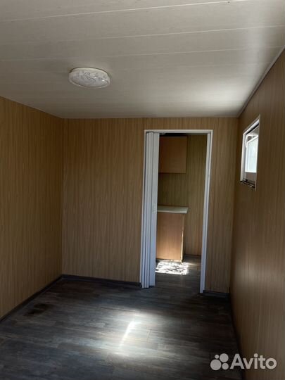 Строительная бытовка из контейнера 20 футов