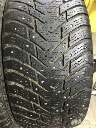 Nokian Tyres Hakkapeliitta 8 SUV 265/45 R20