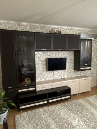 Стенка в гостиную