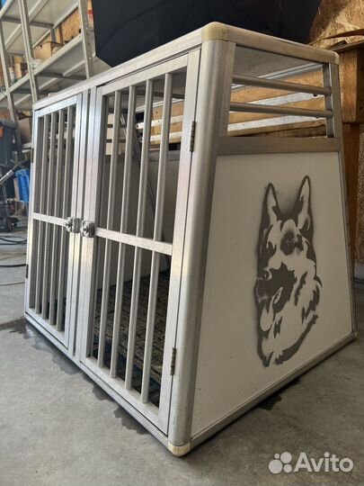 Клетка для перевозки собак