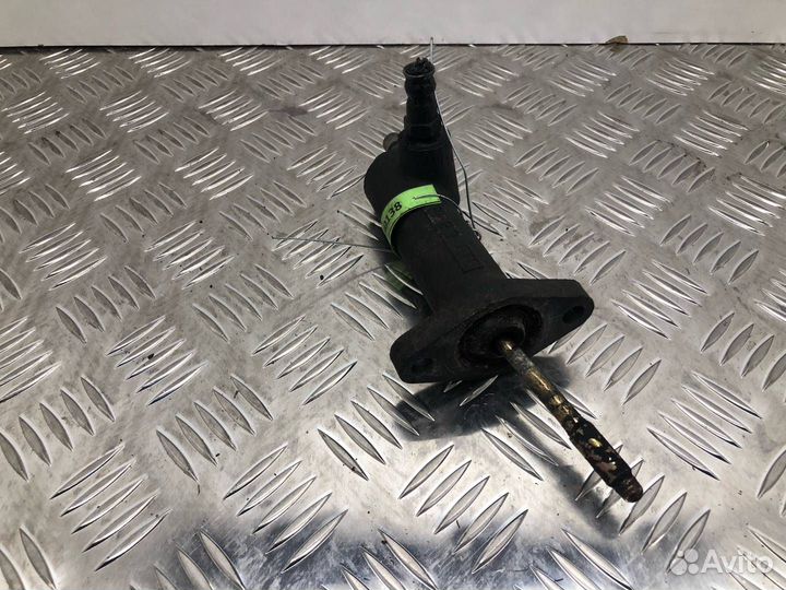 Цилиндр сцепления рабочий Mercedes-Benz Vito W638