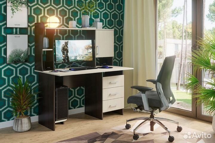 Компьютерный стол