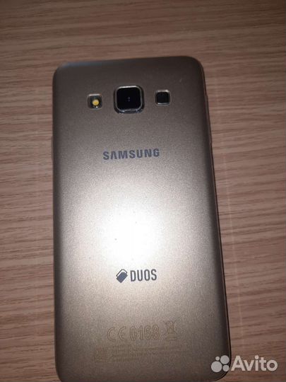 Телефон Samsung galaxy a3 2016