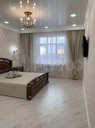 2-к. квартира, 80 м², 12/17 эт.