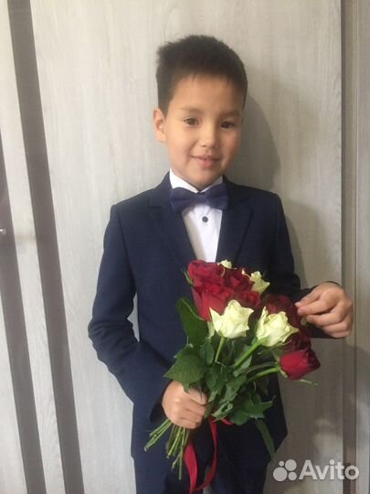 Школьный костюм