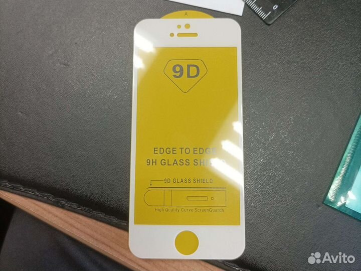 Стекло на iPhone 5