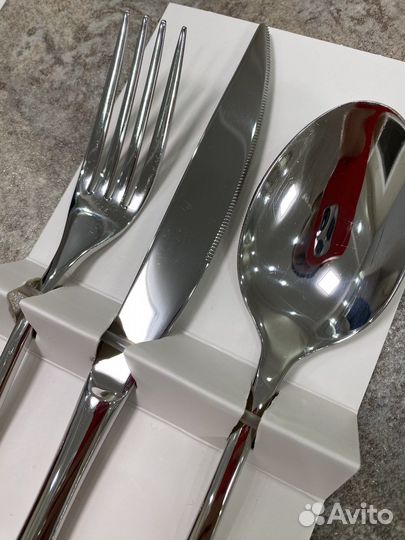 Вилка ложка нож и поварской нож