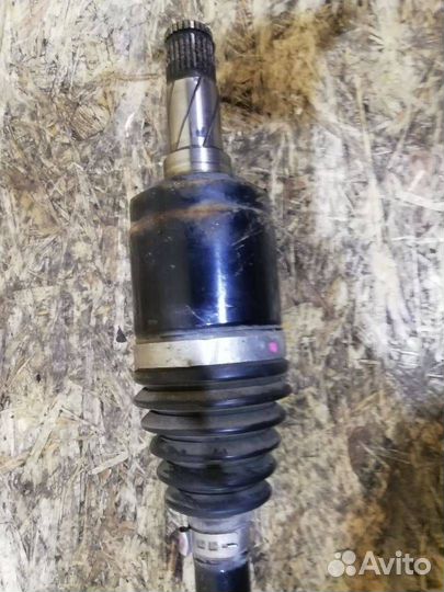 Полуось задняя правая Land Rover Discovery Sport