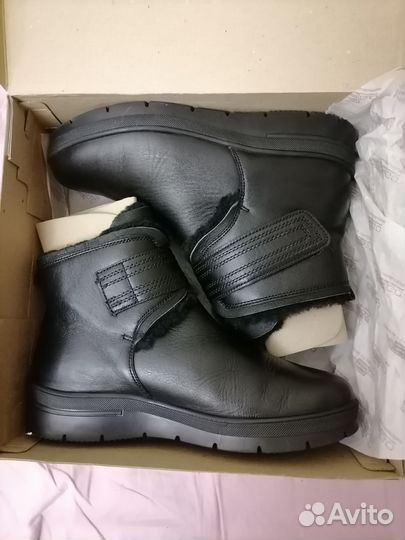 Ботинки женские зимние 42размер
