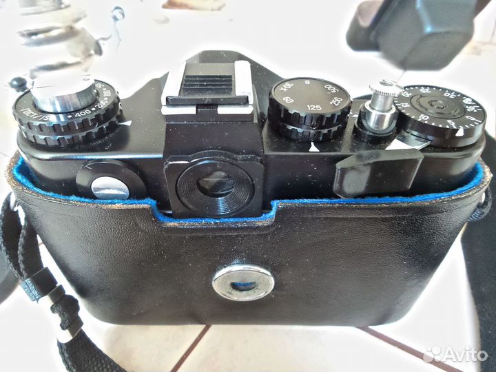 Фотоаппарат зеркальный зенит-12хр плёночный