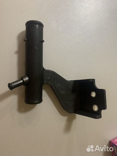 16577-21020 toyota патрубок системы охлаждения