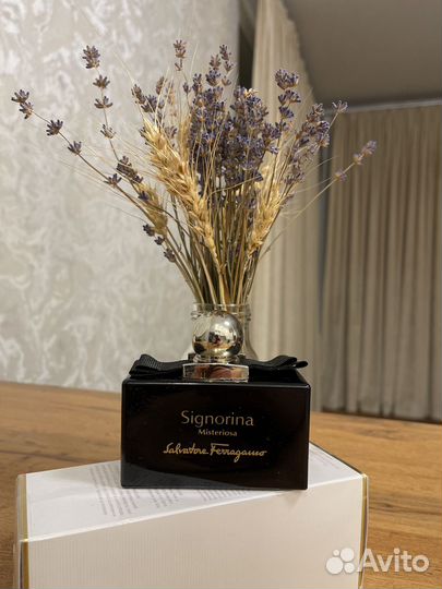 Salvatore Ferragamo Signorina Misteriosa оригинал