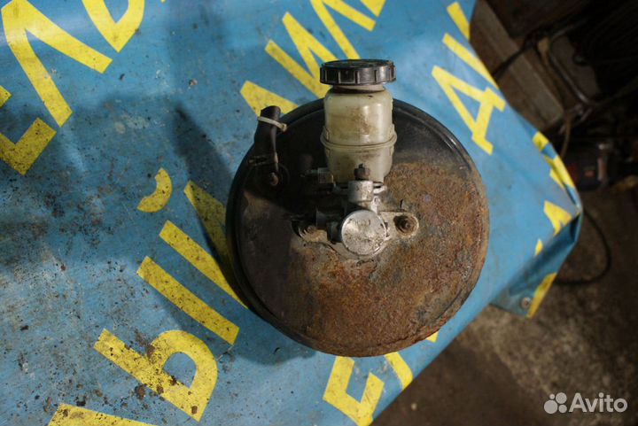 Главный тормозной цилиндр Nissan Maxima a32