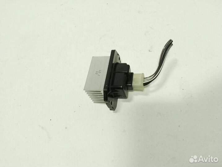 Резистор отопителя Suzuki SX4