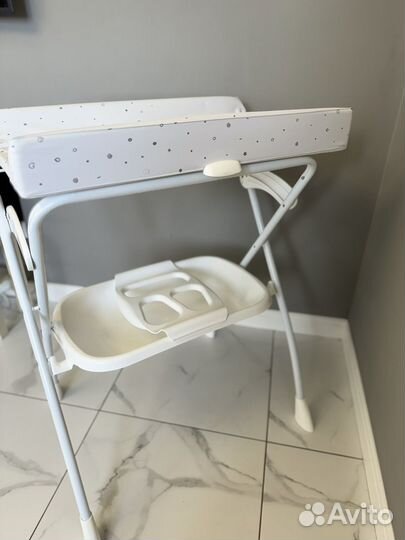 Пеленальный столик с ванночкой cam