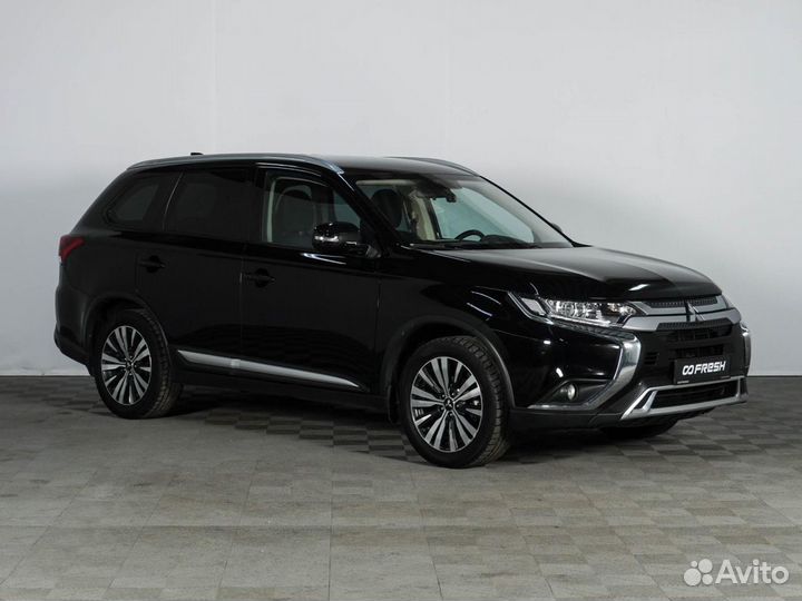 Mitsubishi Outlander 2.0 CVT, 2019, 120 319 км