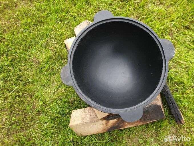 Казан чугунный
