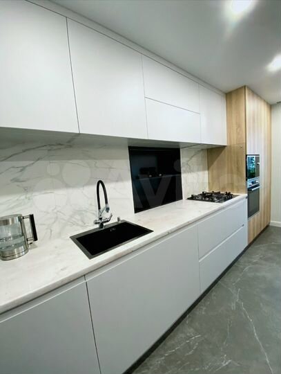 2-к. квартира, 61 м², 10/10 эт.