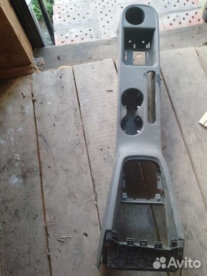 Центральная консоль jetta 6 новая