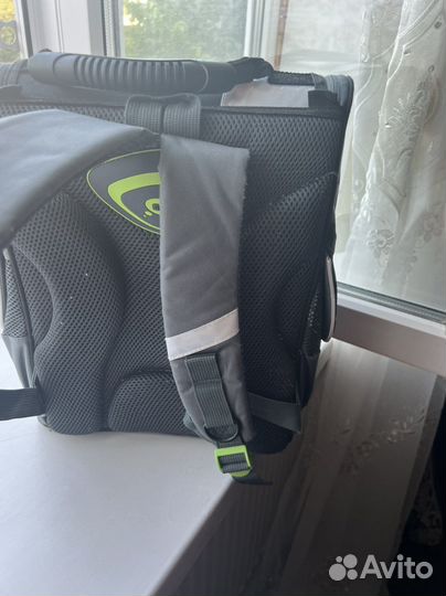 Рюкзак школьный