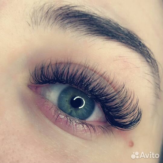 Наращивание ресниц, ламинирование, покраска бровей