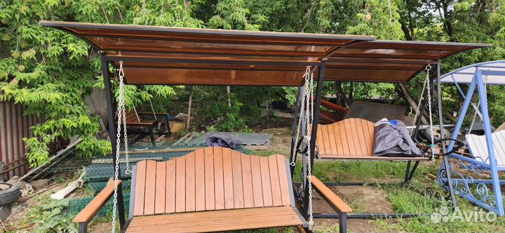 Калели с кованными элементами