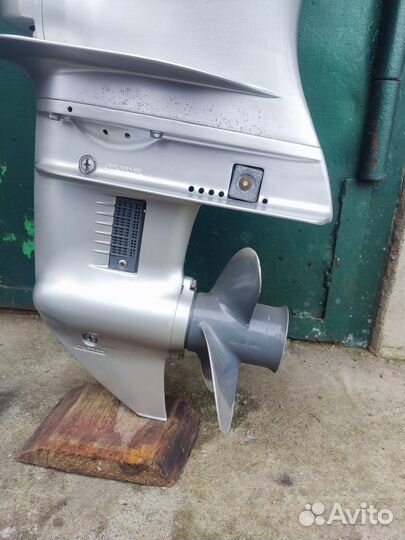 Лодочный мотор Honda 20