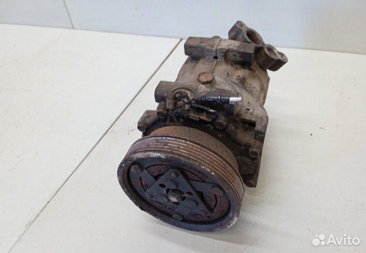 Компрессор кондиционера nissan Almera 926000097R