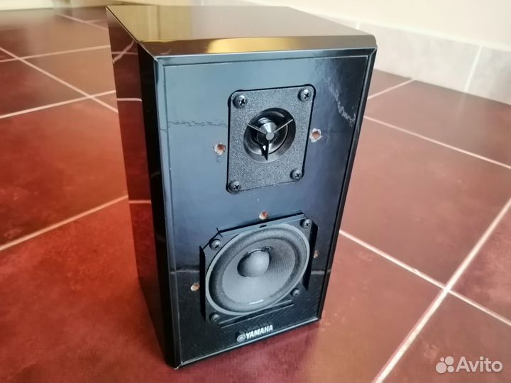 Три колонки Yamaha NS-BP150 Black