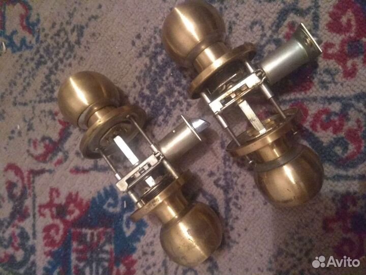 Межкомнатные ручки дверей