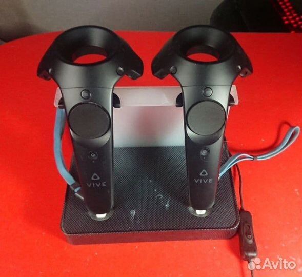 VR-комплект HTC Vive + док станция + Steam-аккаунт