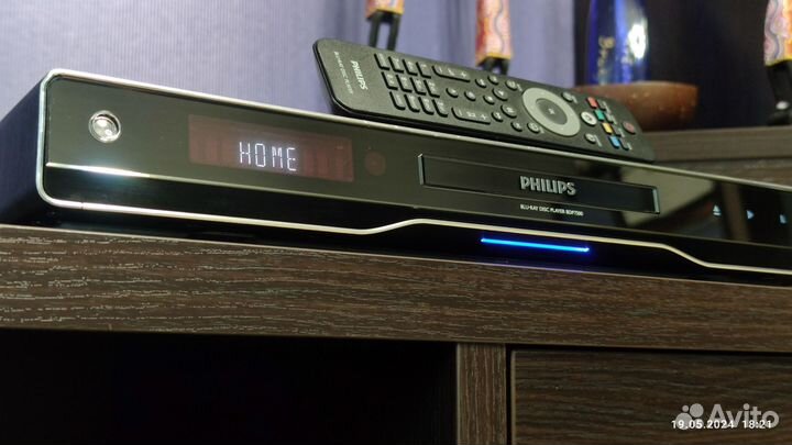 Blu-ray плеер Philips bdp7500bl/51