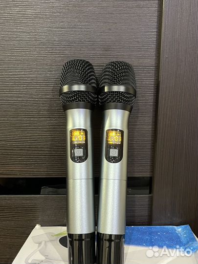 Микрофон беспроводной комплект