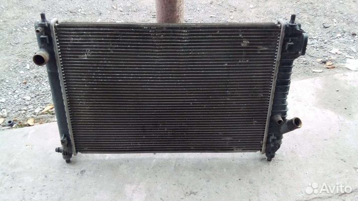 Радиатор охлаждения опель корса д Opel Corsa D