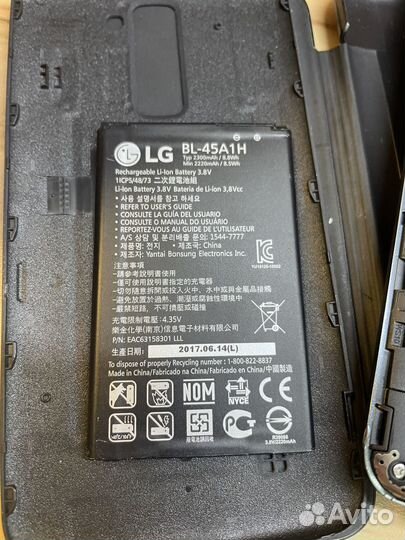 Телефон LG K10