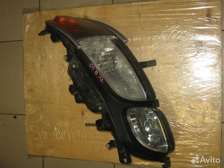 Фара левая toyota Estima '96-'99 TCR10, CXR20 (28
