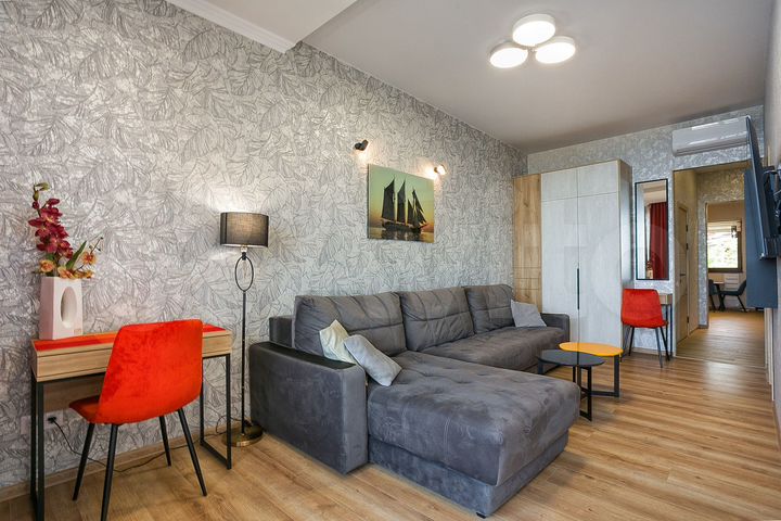 2-к. квартира, 75 м², 4/12 эт.