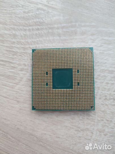 Процессор AMD Ryzen 3 1200
