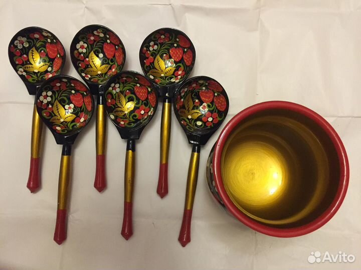 Хохломские ложки и чаша