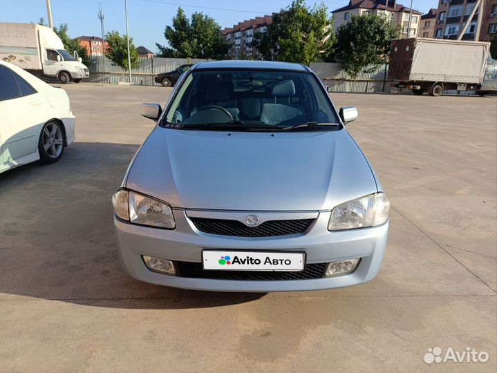 Mazda Familia 1.8 AT, 2000, 250 000 км