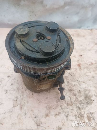 Компрессор кондиционера Nissan Primera P11 SR20