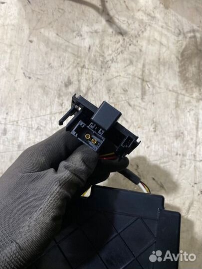 Cd-чейнджер Mercedes-Benz Cls-Class W219 M273E55