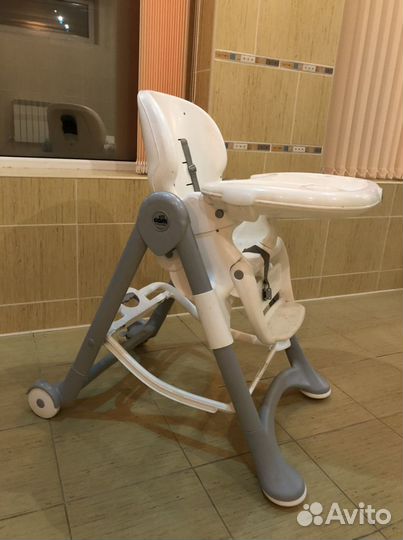 Стульчик для кормления cam